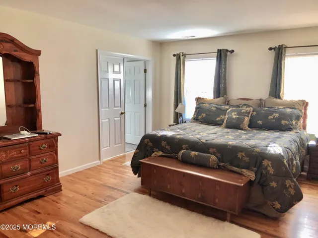 $1,099,000 | 10 Saddlebrook Road, Millstone Township, NJ 08535