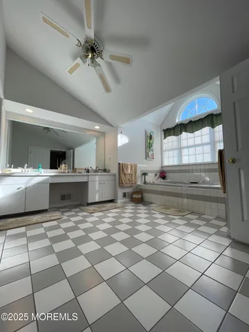 $1,099,000 | 10 Saddlebrook Road, Millstone Township, NJ 08535