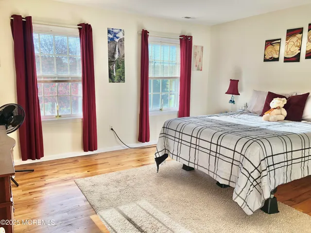 $1,099,000 | 10 Saddlebrook Road, Millstone Township, NJ 08535