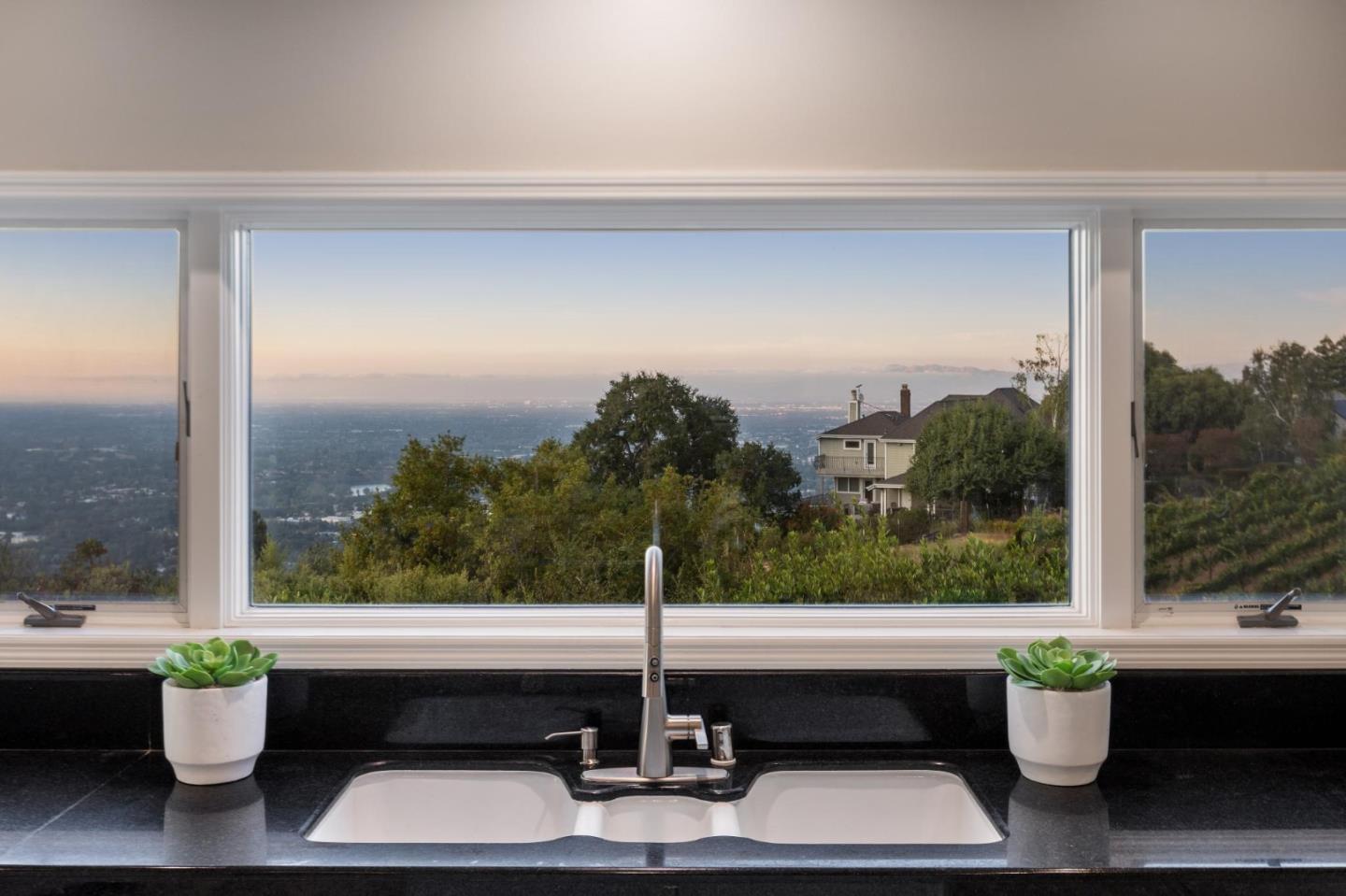 16383 Aztec Ridge Drive Los Gatos, CA 95030 - Photo 28 of 109