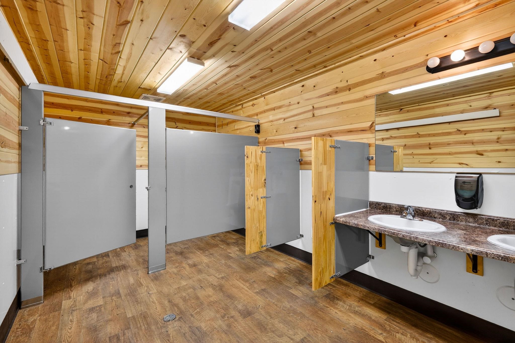 S4067 Co Hwy A Baraboo, WI 53913 - Photo 32 of 51