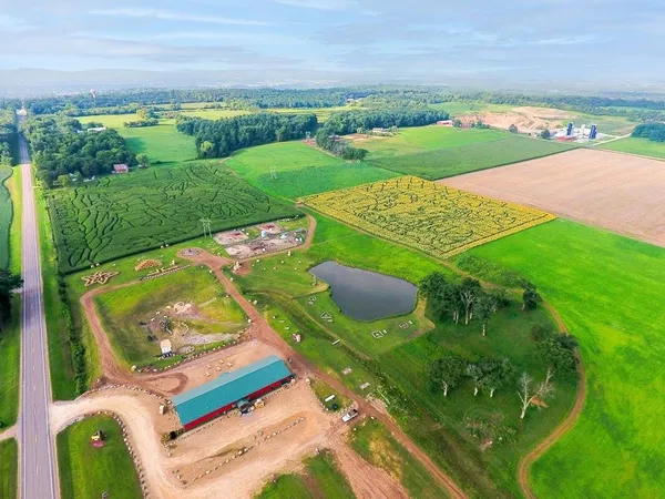 $1,100,000 | S4067 Co Hwy A, Baraboo, WI 53913