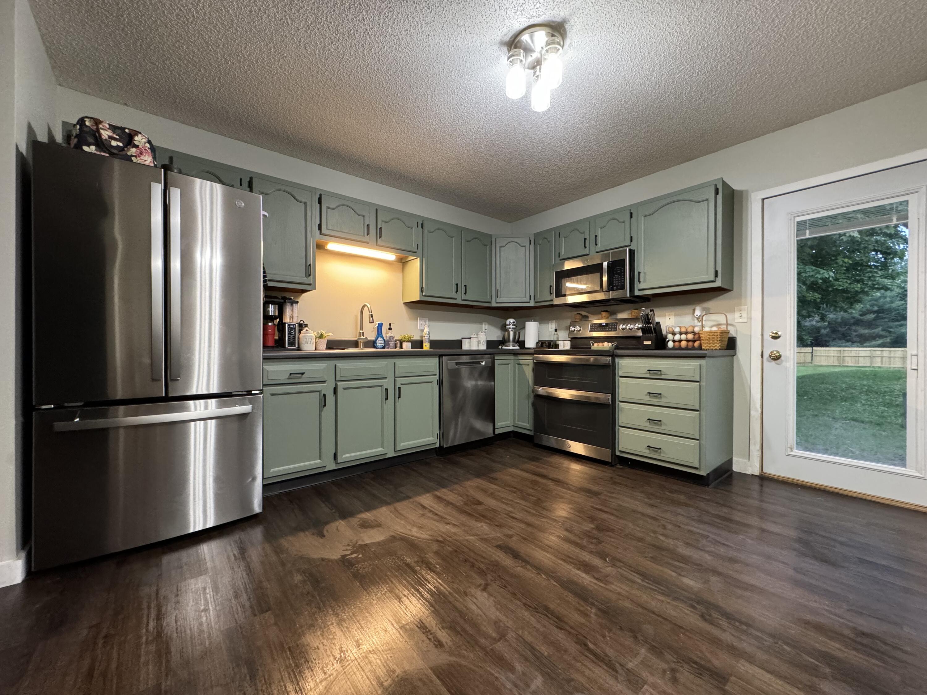 3619 Strand Road Muskegon, MI 49445 - Photo 6 of 23 IMG_1398