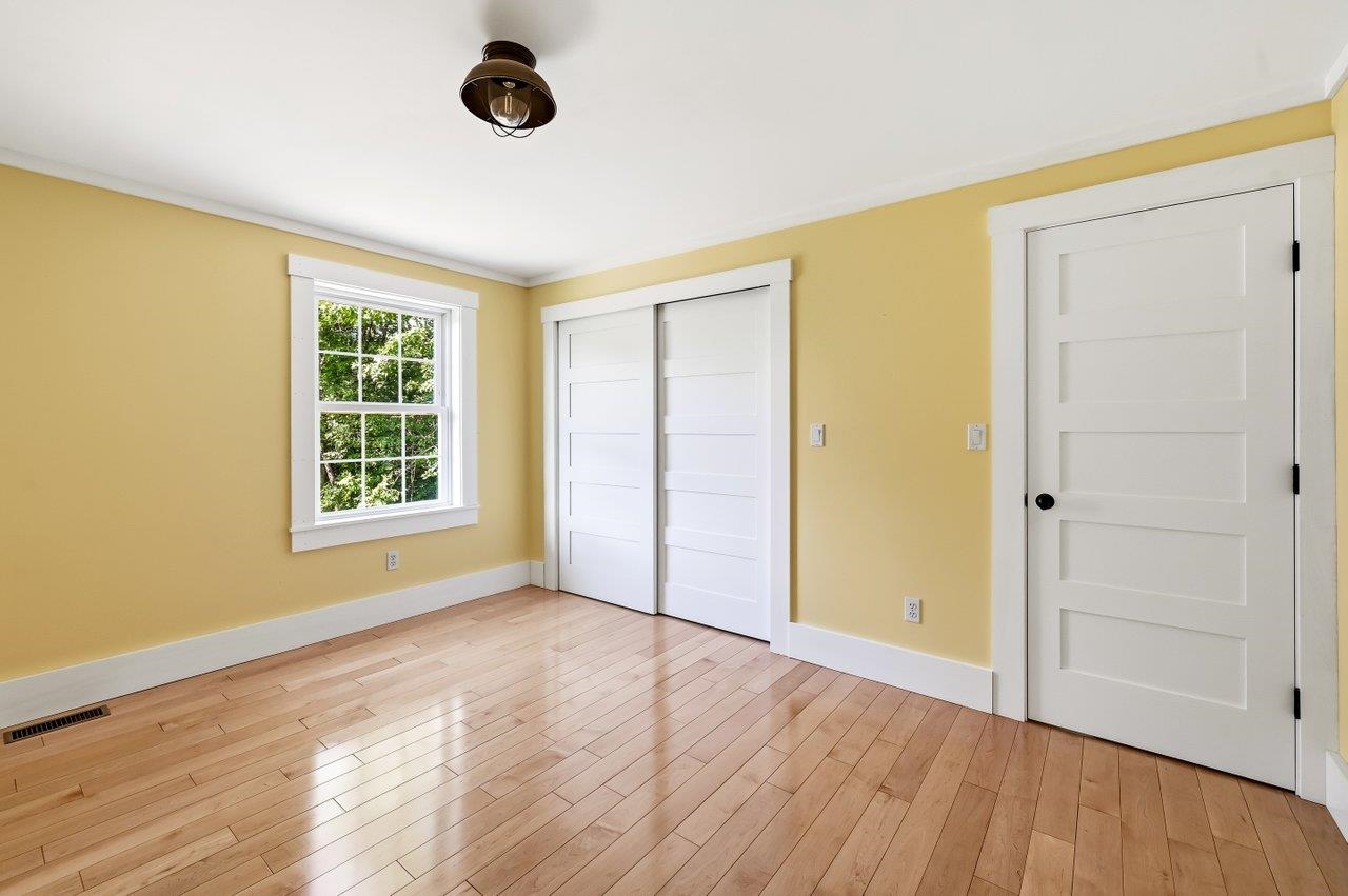76 Mast Road Dover, NH 03820 - Photo 27 of 52