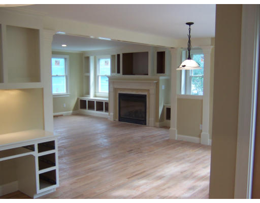 184 Whitehall Road Amesbury, MA 01913 - Photo 4 of 7 Gallery Image 4