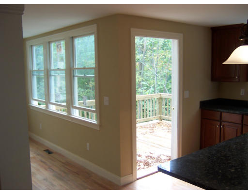 184 Whitehall Road Amesbury, MA 01913 - Photo 5 of 7 Gallery Image 5