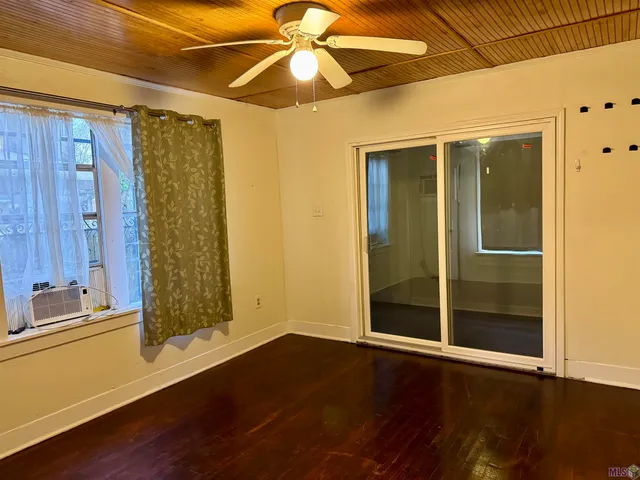 $1,100 | 821 Iris Street, Baton Rouge, LA 70802