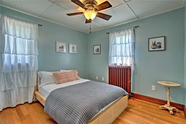 $3,300 | 129 Dighton Avenue, Portsmouth, RI 02871