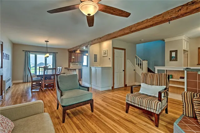 $3,300 | 129 Dighton Avenue, Portsmouth, RI 02871