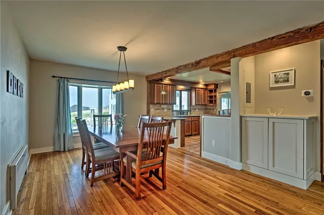 $3,300 | 129 Dighton Avenue, Portsmouth, RI 02871