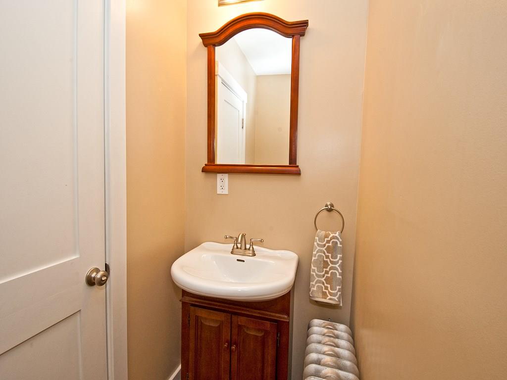 6510 Landview Road Pittsburgh, PA 15217 - Photo 15 of 25 Gallery Image 15
