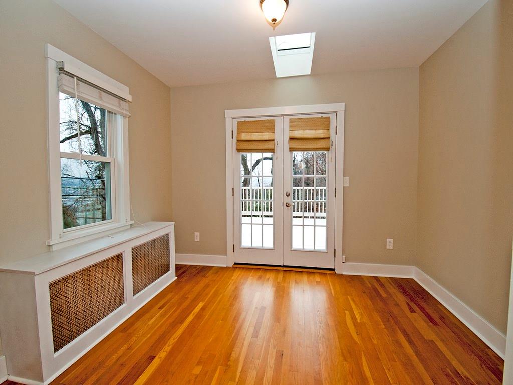 6510 Landview Road Pittsburgh, PA 15217 - Photo 16 of 25 Gallery Image 16