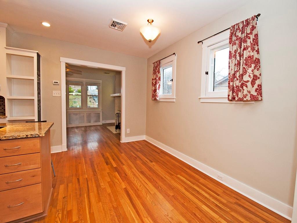 6510 Landview Road Pittsburgh, PA 15217 - Photo 9 of 25 Gallery Image 9