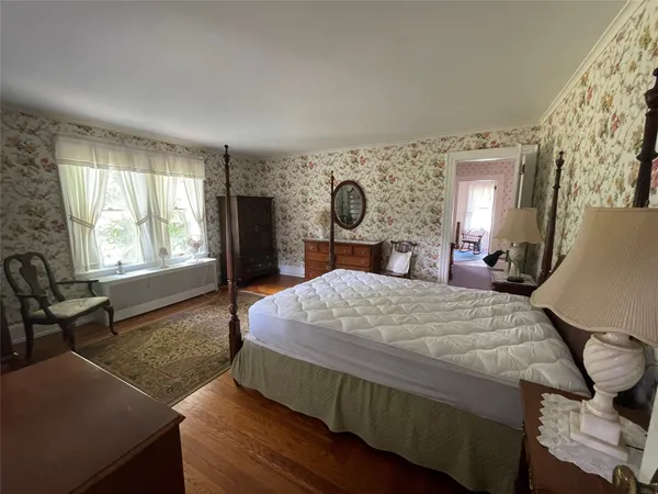 $2,750 | 68 Front Street, Owego, NY 13827