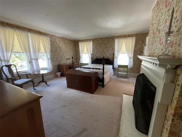 $2,750 | 68 Front Street, Owego, NY 13827