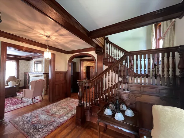 $2,750 | 68 Front Street, Owego, NY 13827