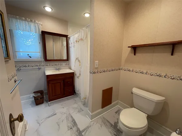 $2,750 | 68 Front Street, Owego, NY 13827