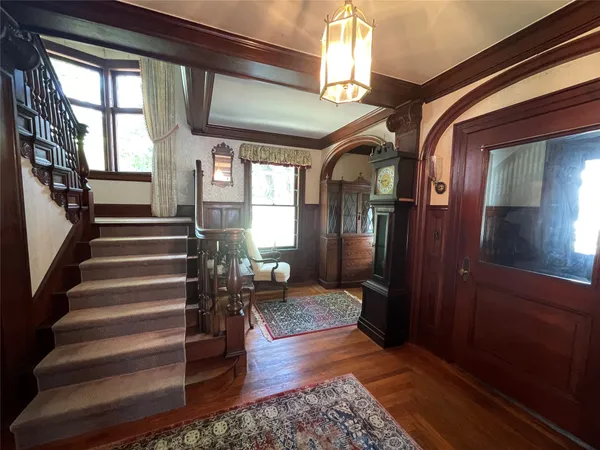 $2,750 | 68 Front Street, Owego, NY 13827