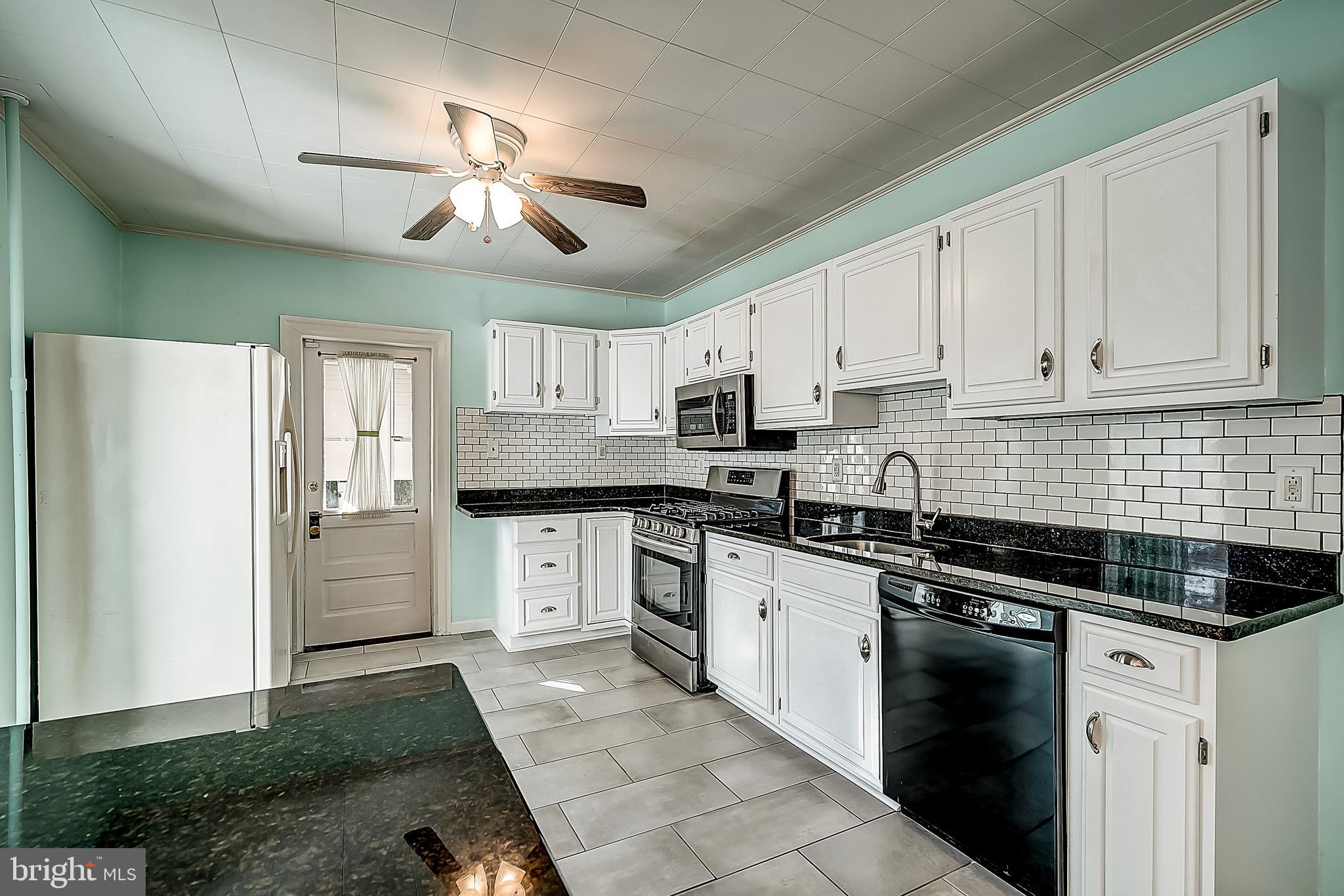 2516 East County Line Road Ardmore, PA 19003 - Photo 14 of 41