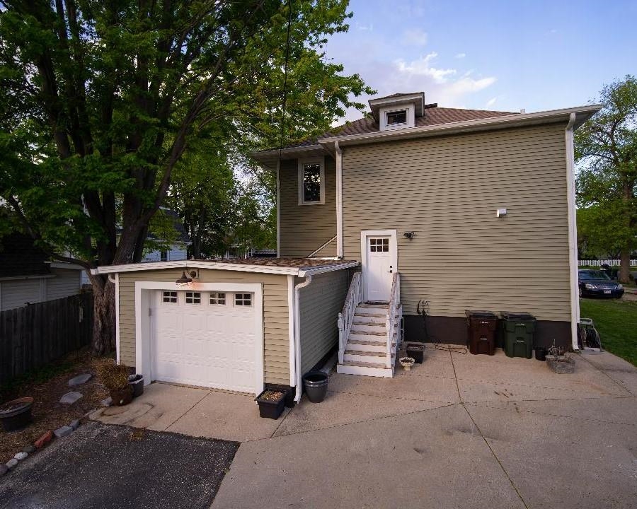 348 Merchants Avenue Fort Atkinson, WI 53538 - Photo 5 of 35