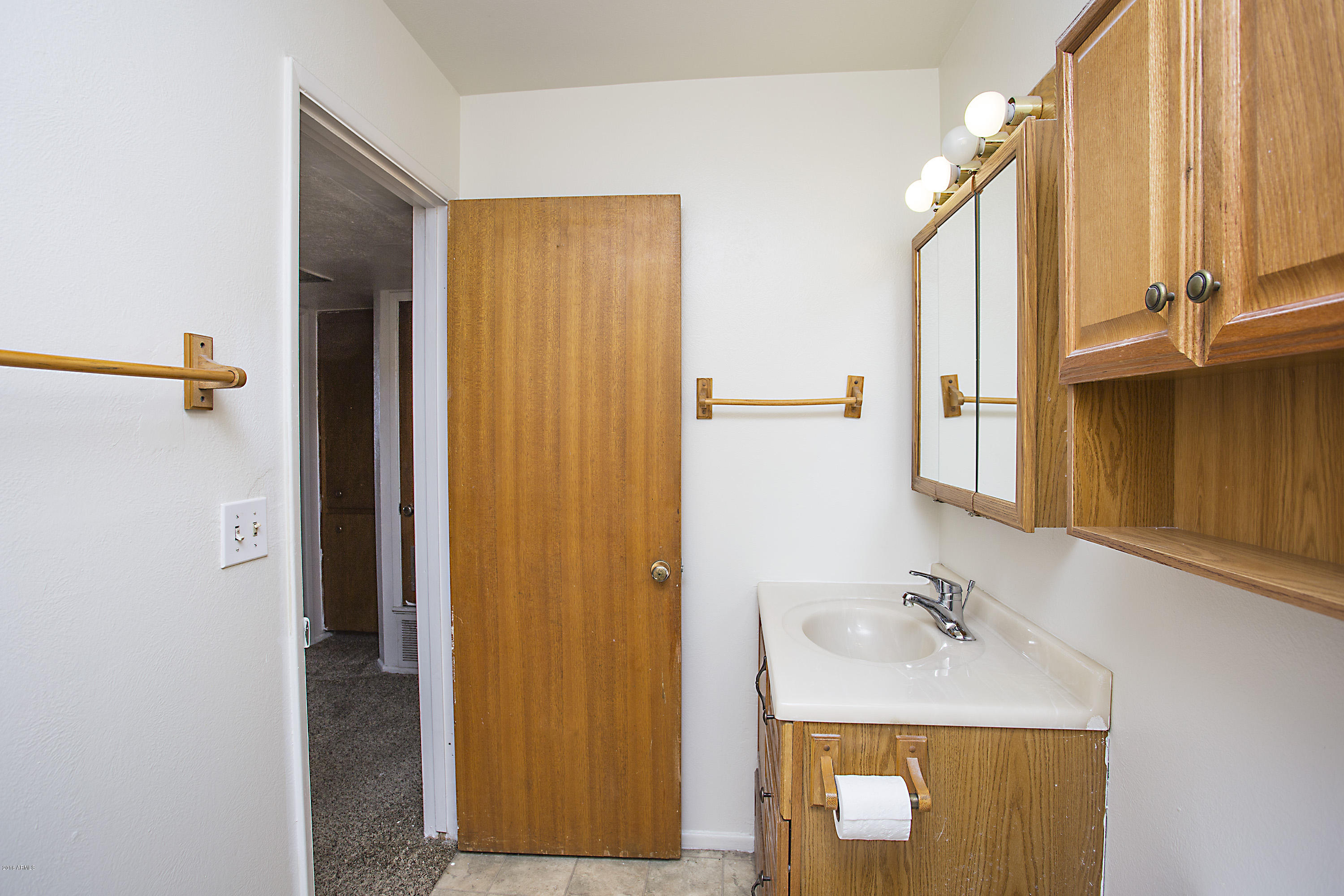 3013 West Charter Oak Road Phoenix, AZ 85029 - Photo 23 of 29 20