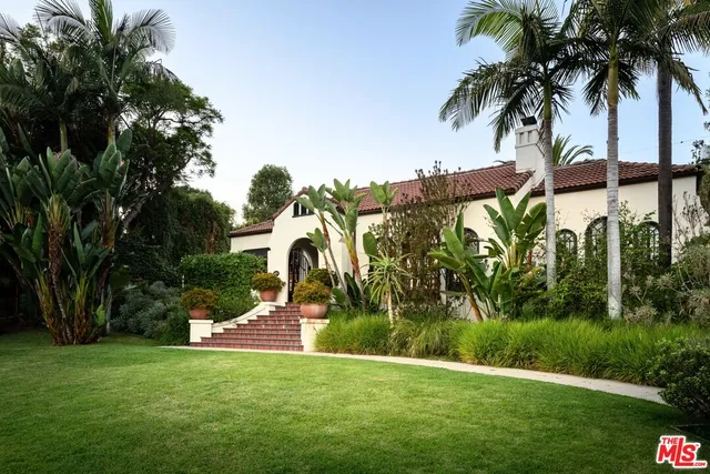 $4,295,000 | 2073 North Catalina Street, Los Angeles, CA 90027