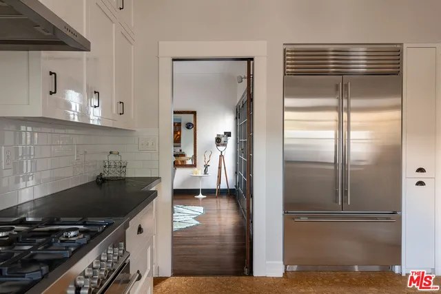 $4,295,000 | 2073 North Catalina Street, Los Angeles, CA 90027