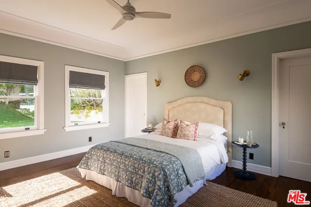 $4,295,000 | 2073 North Catalina Street, Los Angeles, CA 90027