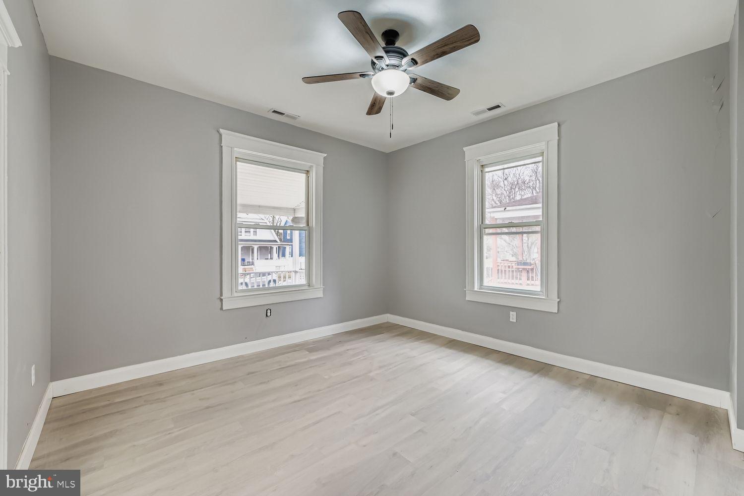 4111 Penhurst Avenue Baltimore, MD 21215 - Photo 20 of 39 a view of an empty room with a window