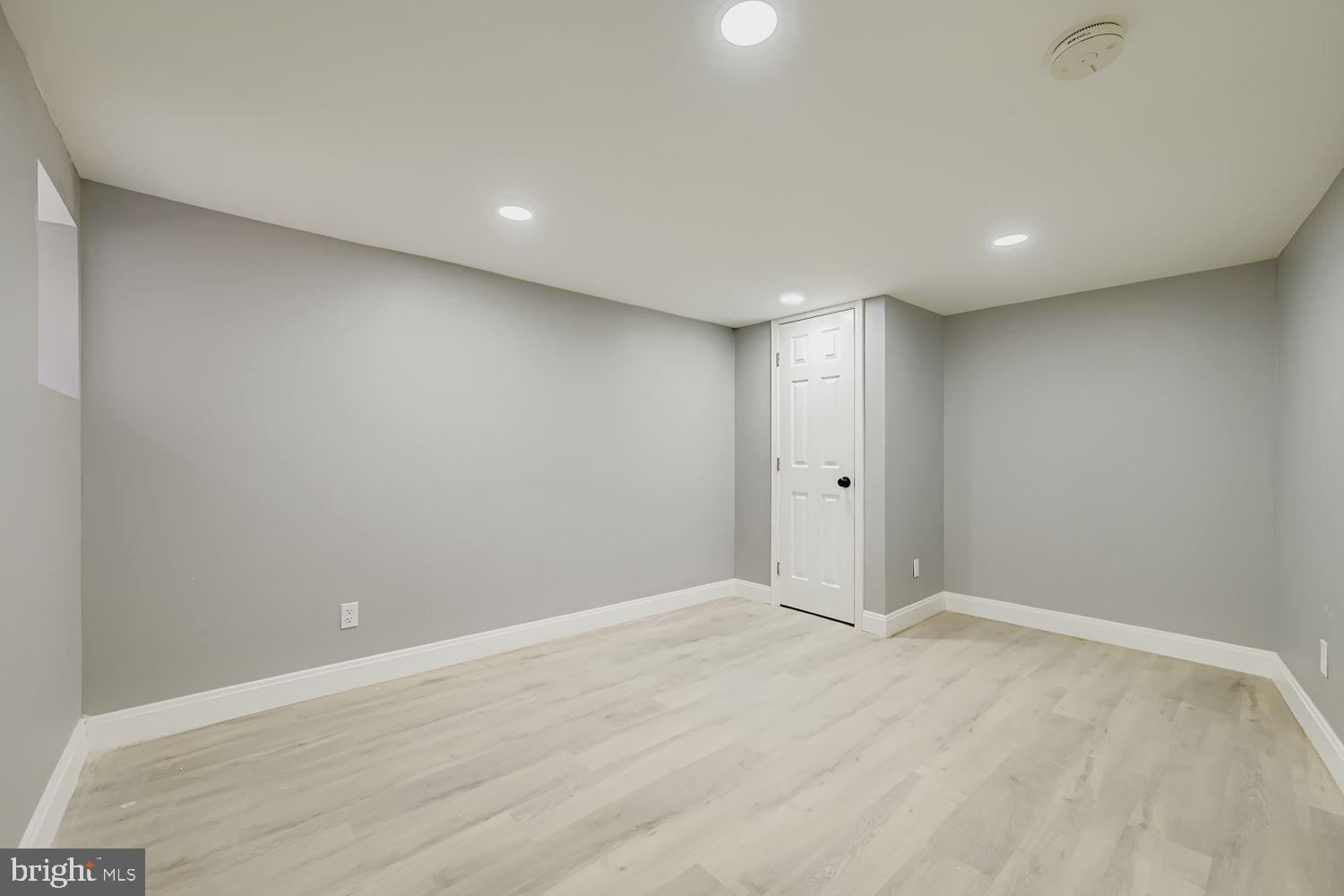 4111 Penhurst Avenue Baltimore, MD 21215 - Photo 28 of 39 a view of an empty room