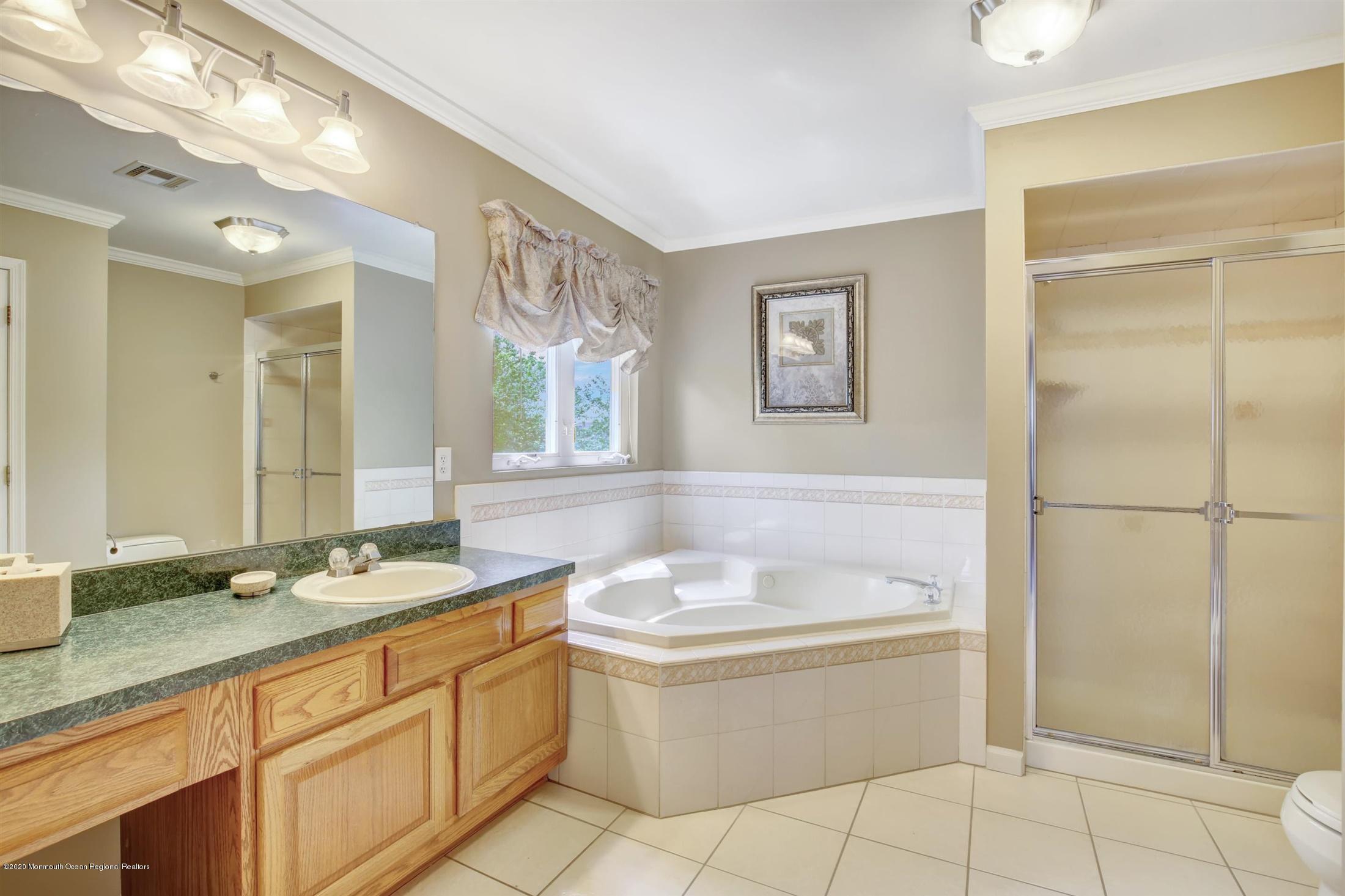 1 MacIntosh Court Jackson, NJ 08527 - Photo 23 of 30 23-Master Bathroom