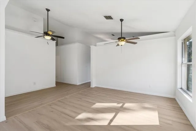 $390,000 | 1860 Greenbrook Court, Oviedo, FL 32766