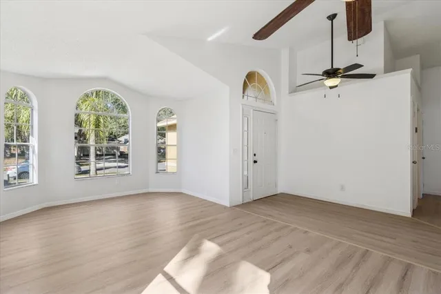 $390,000 | 1860 Greenbrook Court, Oviedo, FL 32766