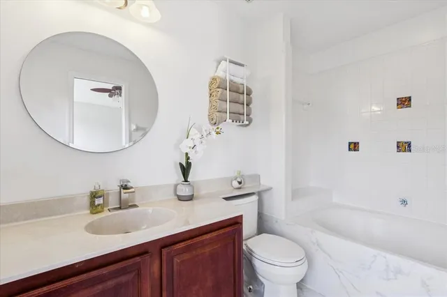 $390,000 | 1860 Greenbrook Court, Oviedo, FL 32766