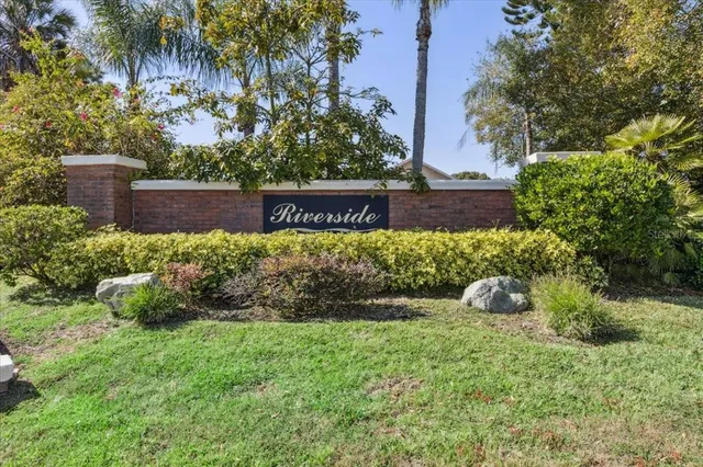 $390,000 | 1860 Greenbrook Court, Oviedo, FL 32766