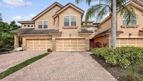 $2,840 | 8128 Villa Grande Court, Sarasota, FL 34243