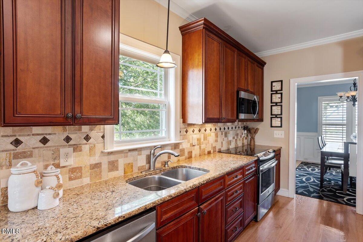 2111 Stone Pasture Road Fuquay-Varina, NC 27526 - Photo 9 of 37