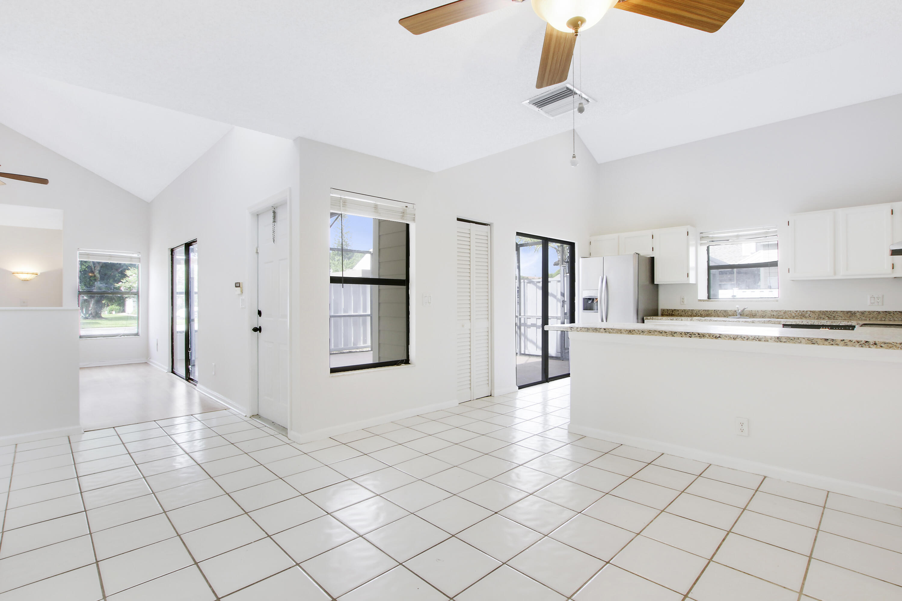 302 Summerwinds Lane Jupiter, FL 33458 - Photo 13 of 41 Dining Room