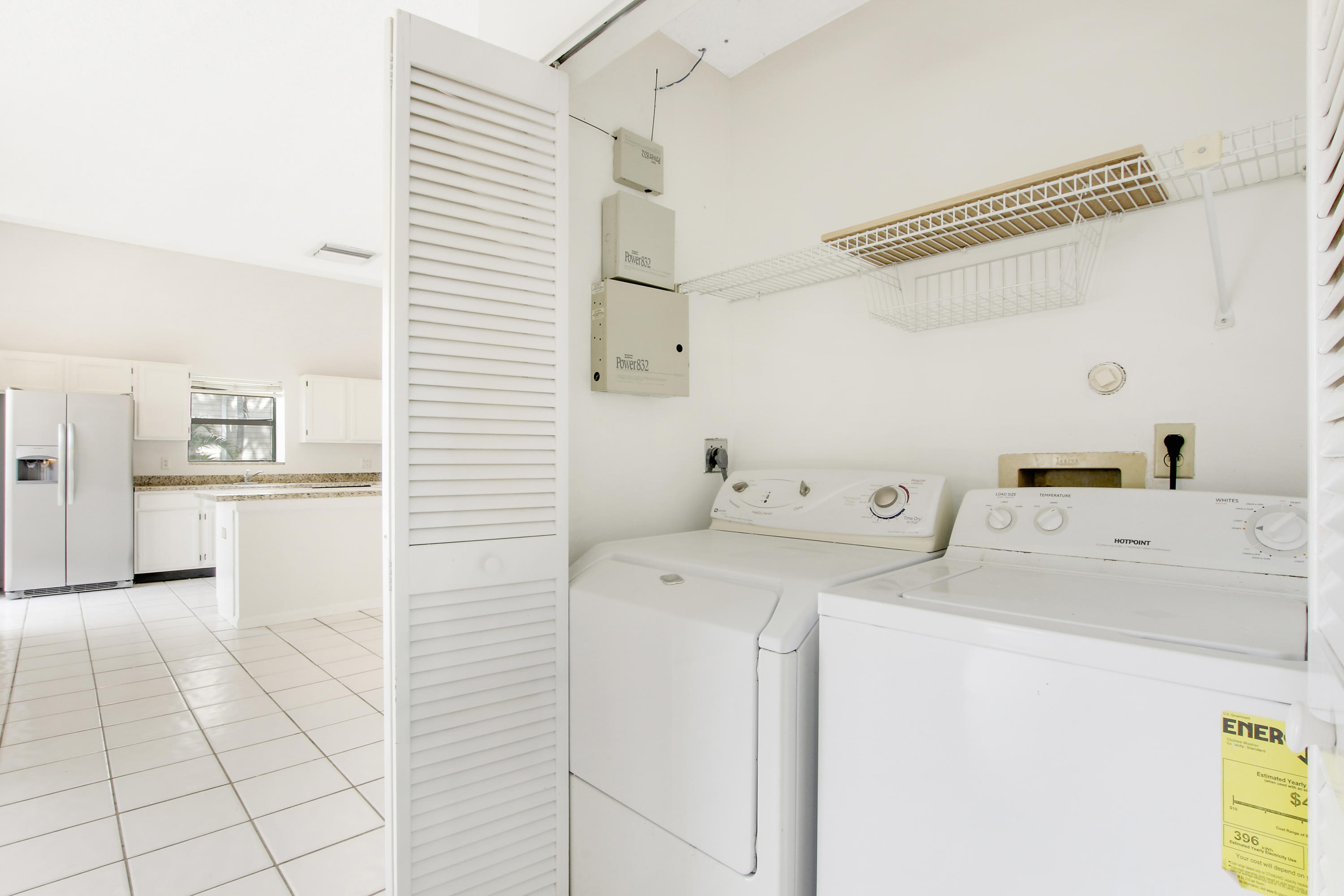 302 Summerwinds Lane Jupiter, FL 33458 - Photo 19 of 41 Laundry Closet