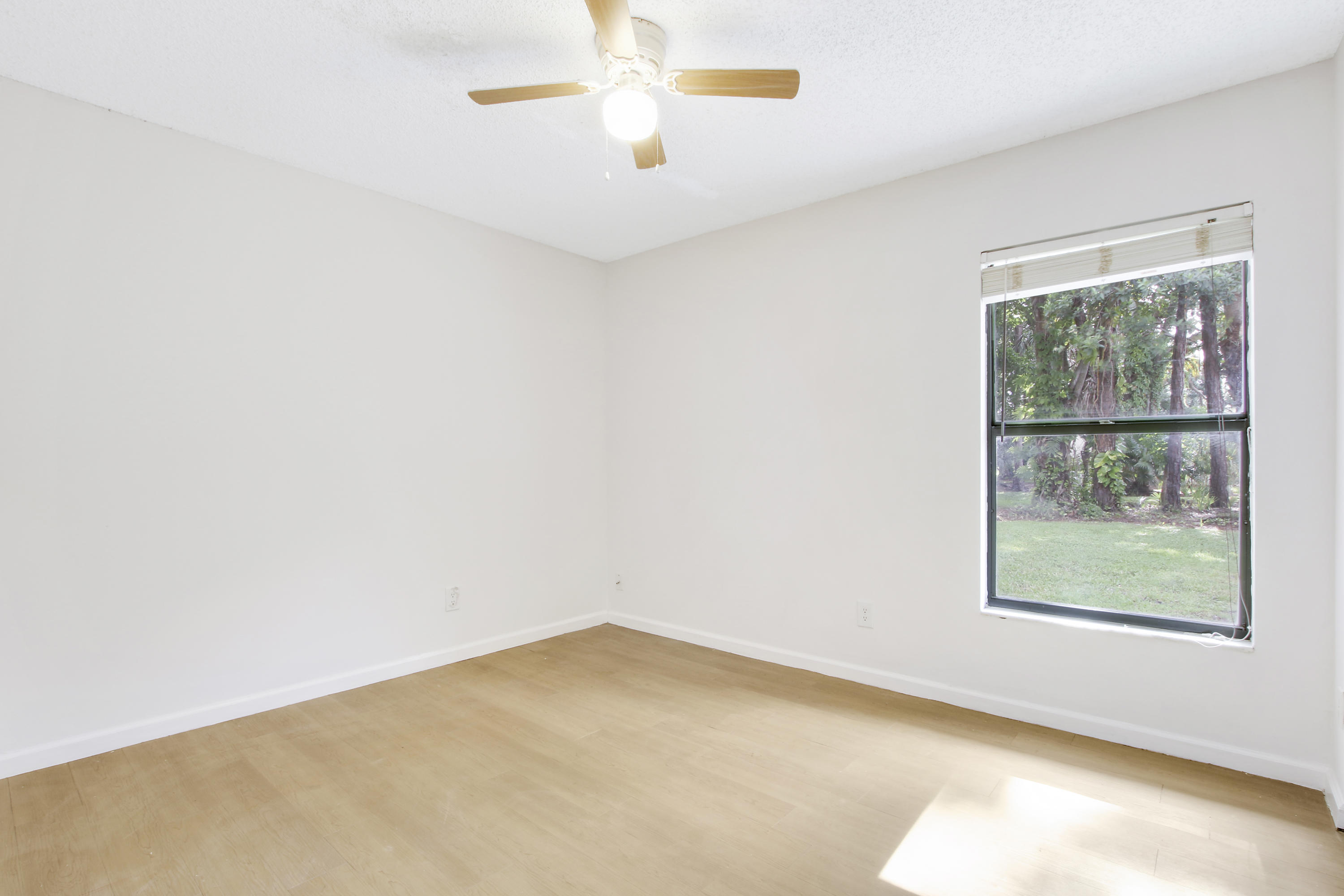 302 Summerwinds Lane Jupiter, FL 33458 - Photo 26 of 41 Bedroom #2