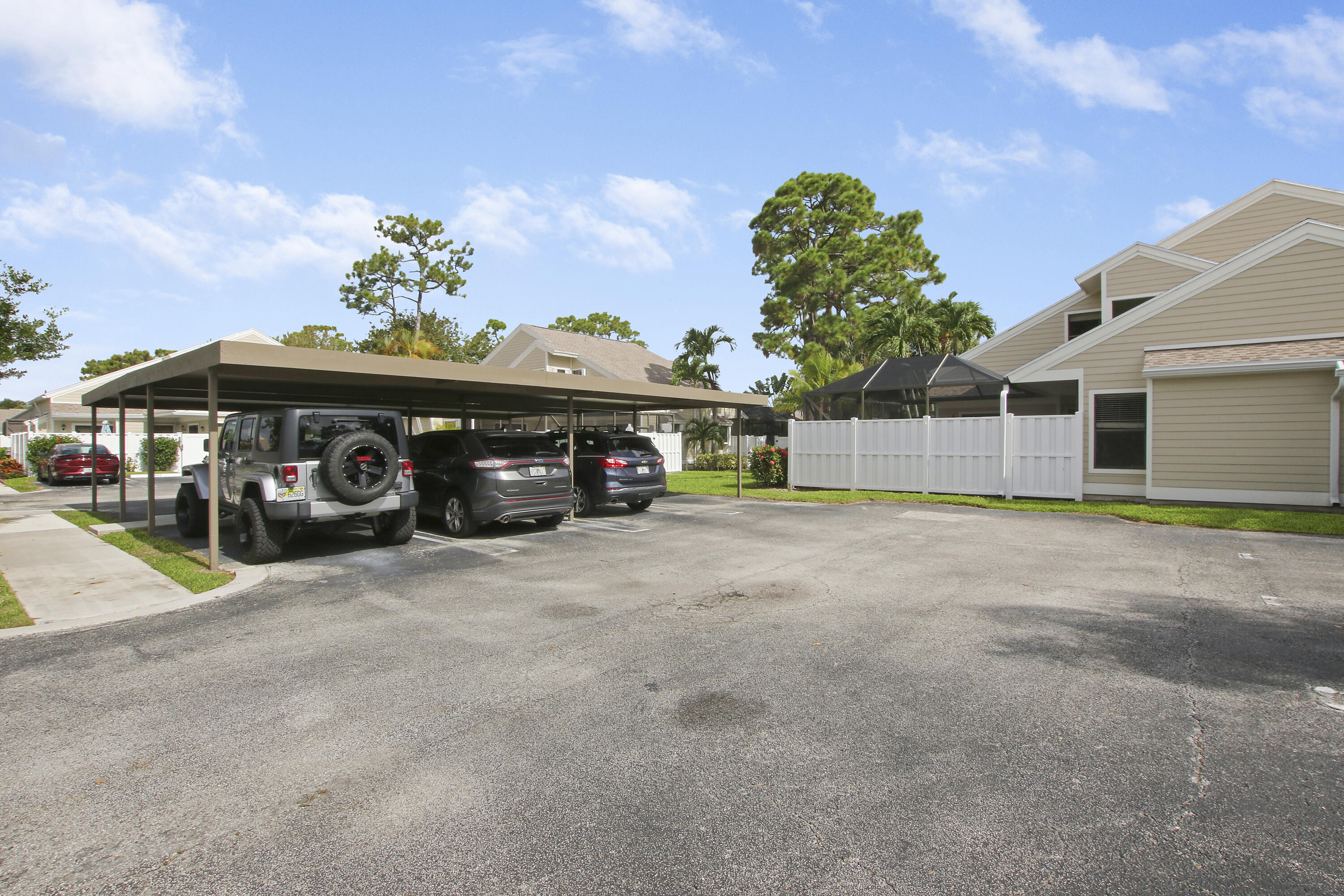 302 Summerwinds Lane Jupiter, FL 33458 - Photo 33 of 41 House1-31