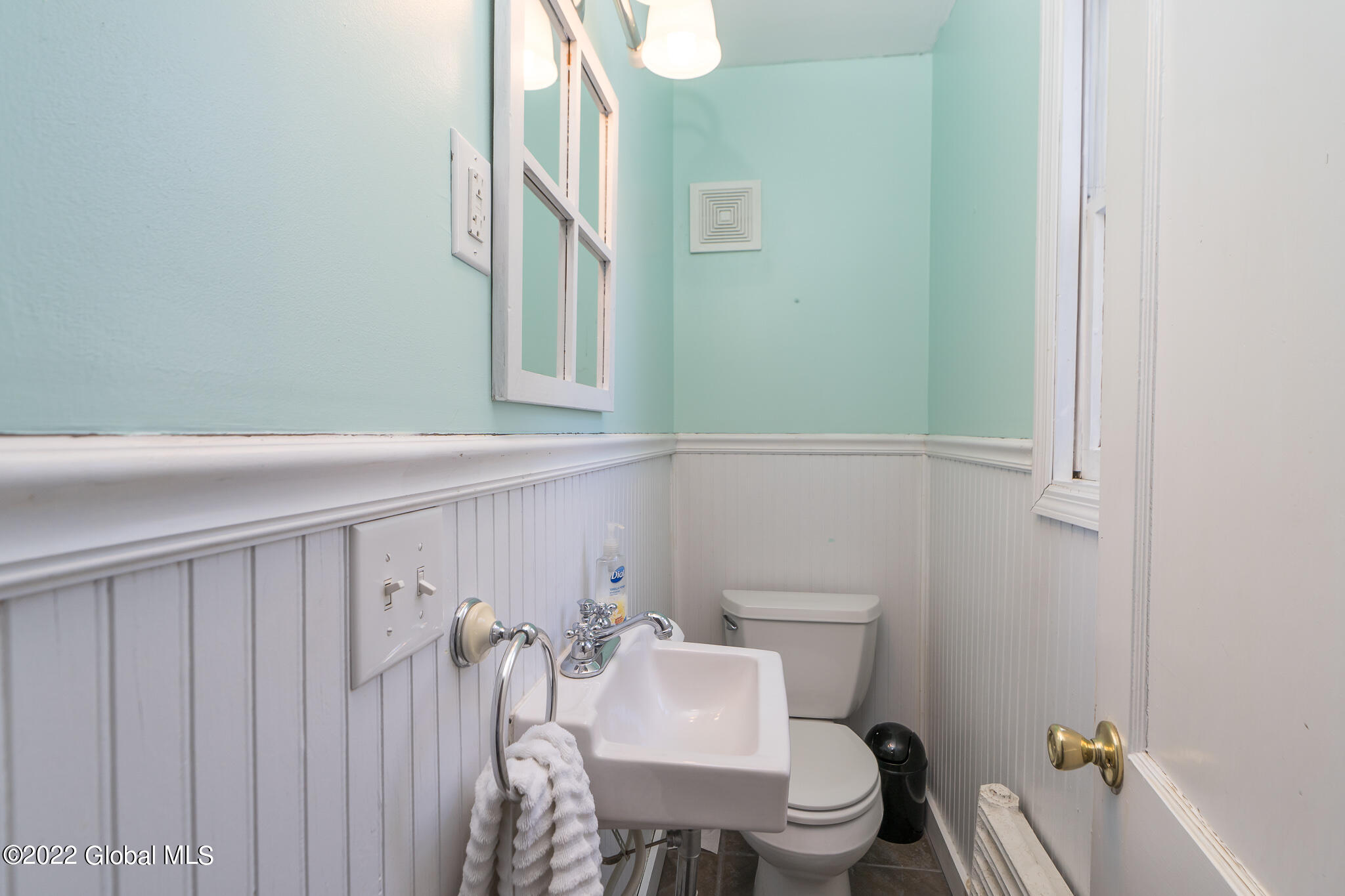 1079 Teviot Road Schenectady, NY 12308 - Photo 14 of 33 031-1079-Teviot-Rd