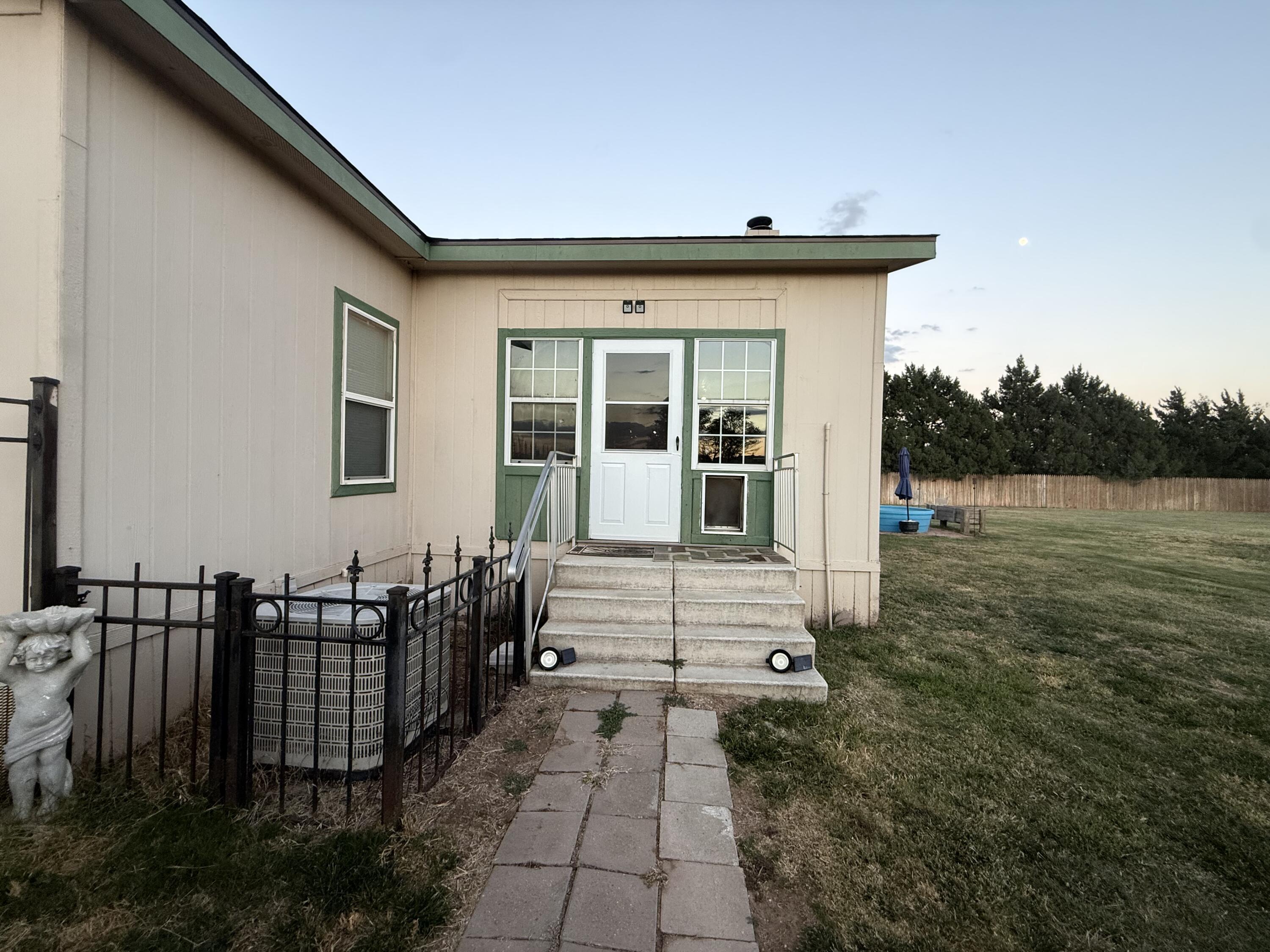 2811 Woodrow Road Lubbock, TX 79423 - Photo 9 of 69 IMG_3829