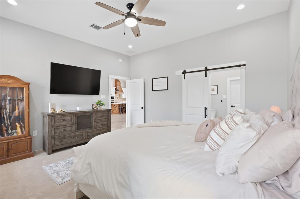 208 Chicken Field Road Whitewright, TX 75491 - Photo 20 of 40 Gallery Image 20