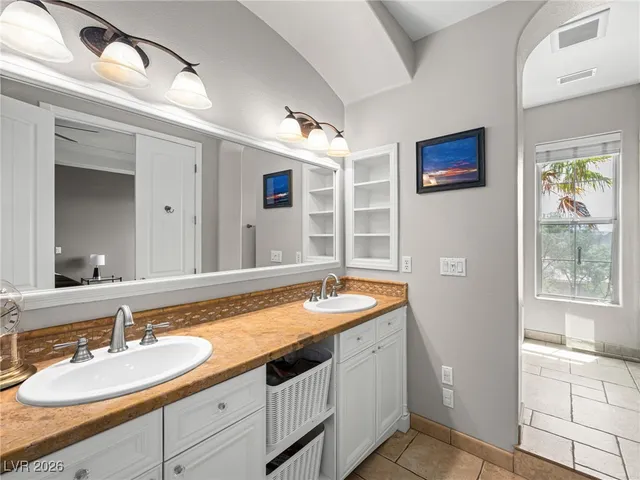 $460,000 | 30 Via Vasari, Unit 103, Henderson, NV 89011