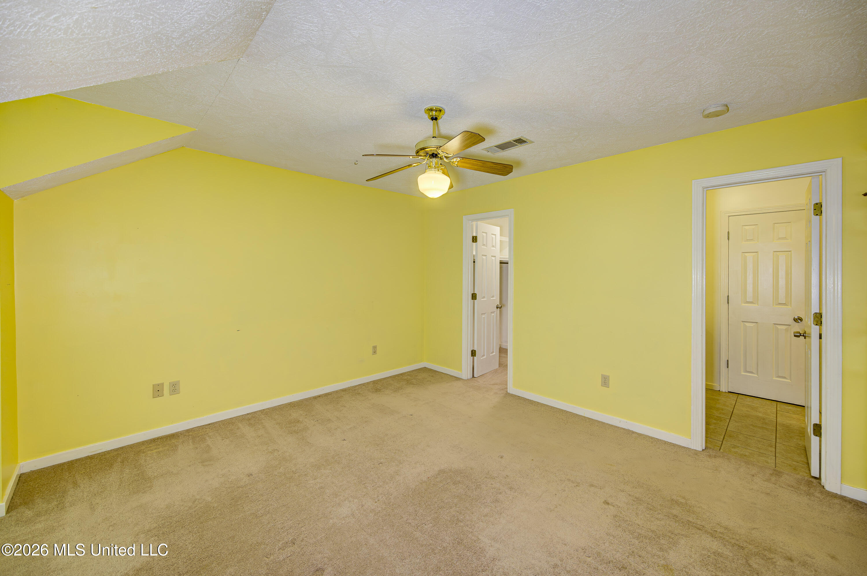 6003 Queens Point Vicksburg, MS 39180 - Photo 28 of 47 Second Bedroom 2