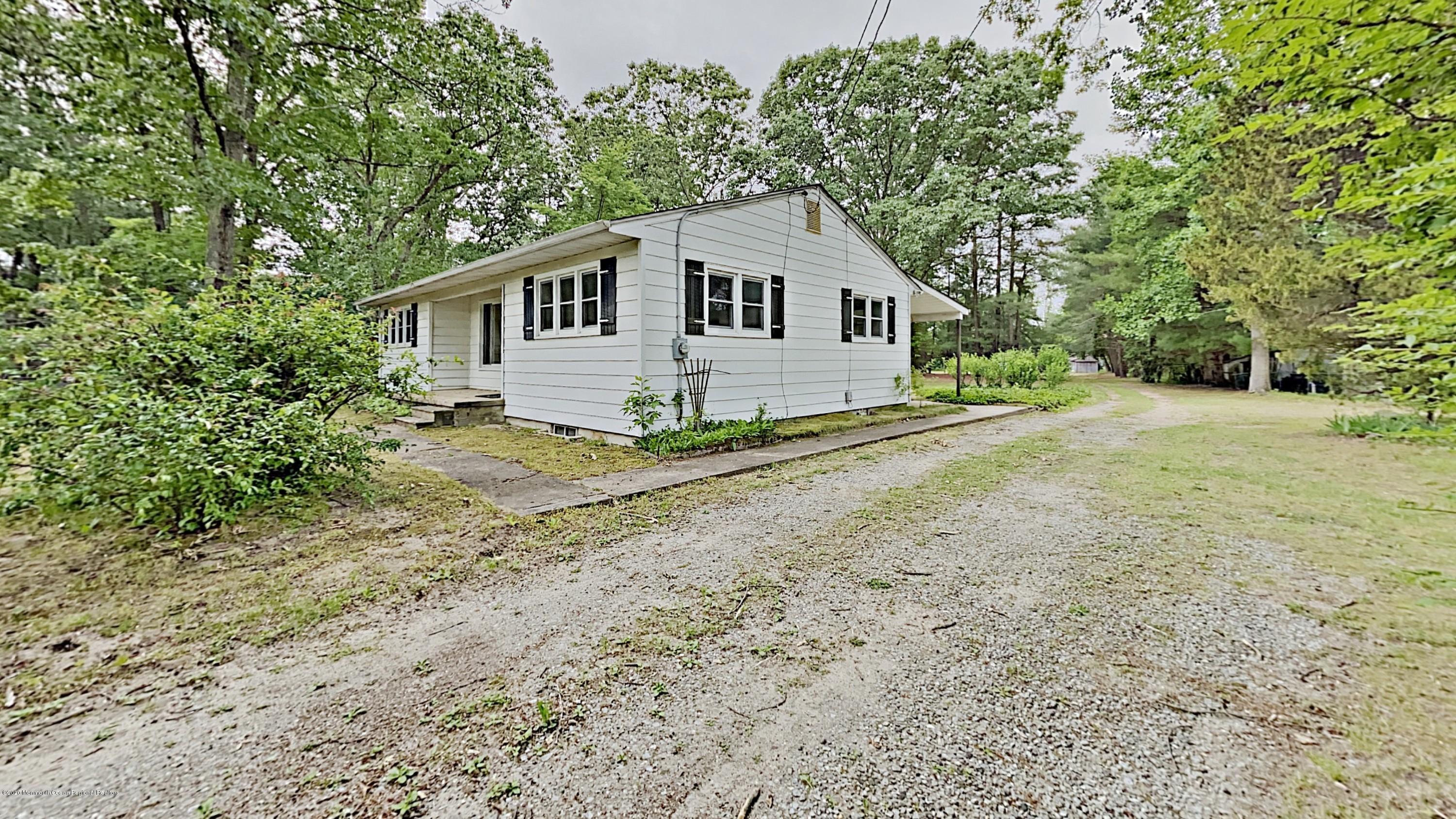 421 East Millstream Road Cream Ridge, NJ 08514 - Photo 4 of 33 3_Image_MJeNBn6PXu