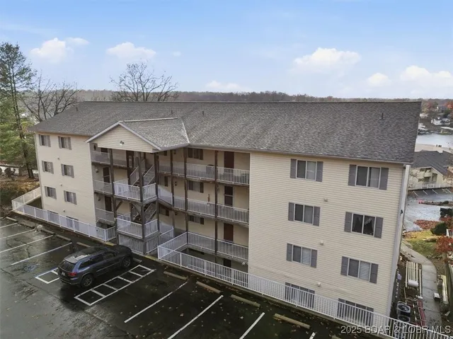$215,000 | 1481 Ledges Drive, Unit A43, Osage Beach, MO 65065