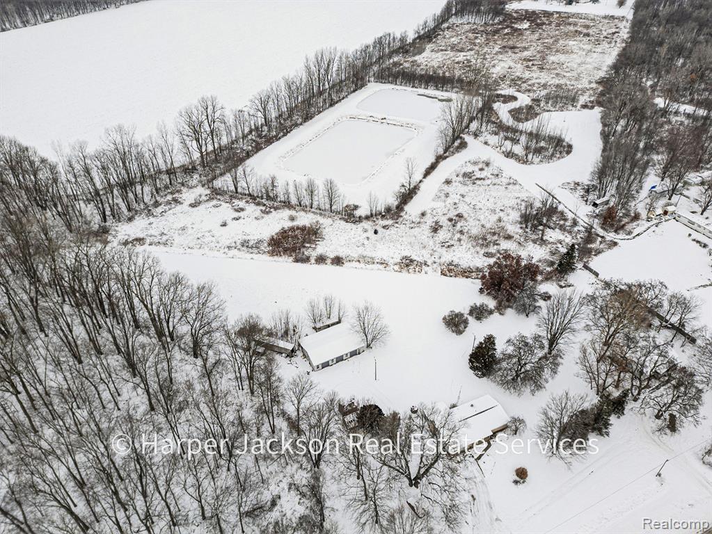 11637 Lansing Road Durand, MI 48429 - Photo 35 of 43 Gallery Image 35