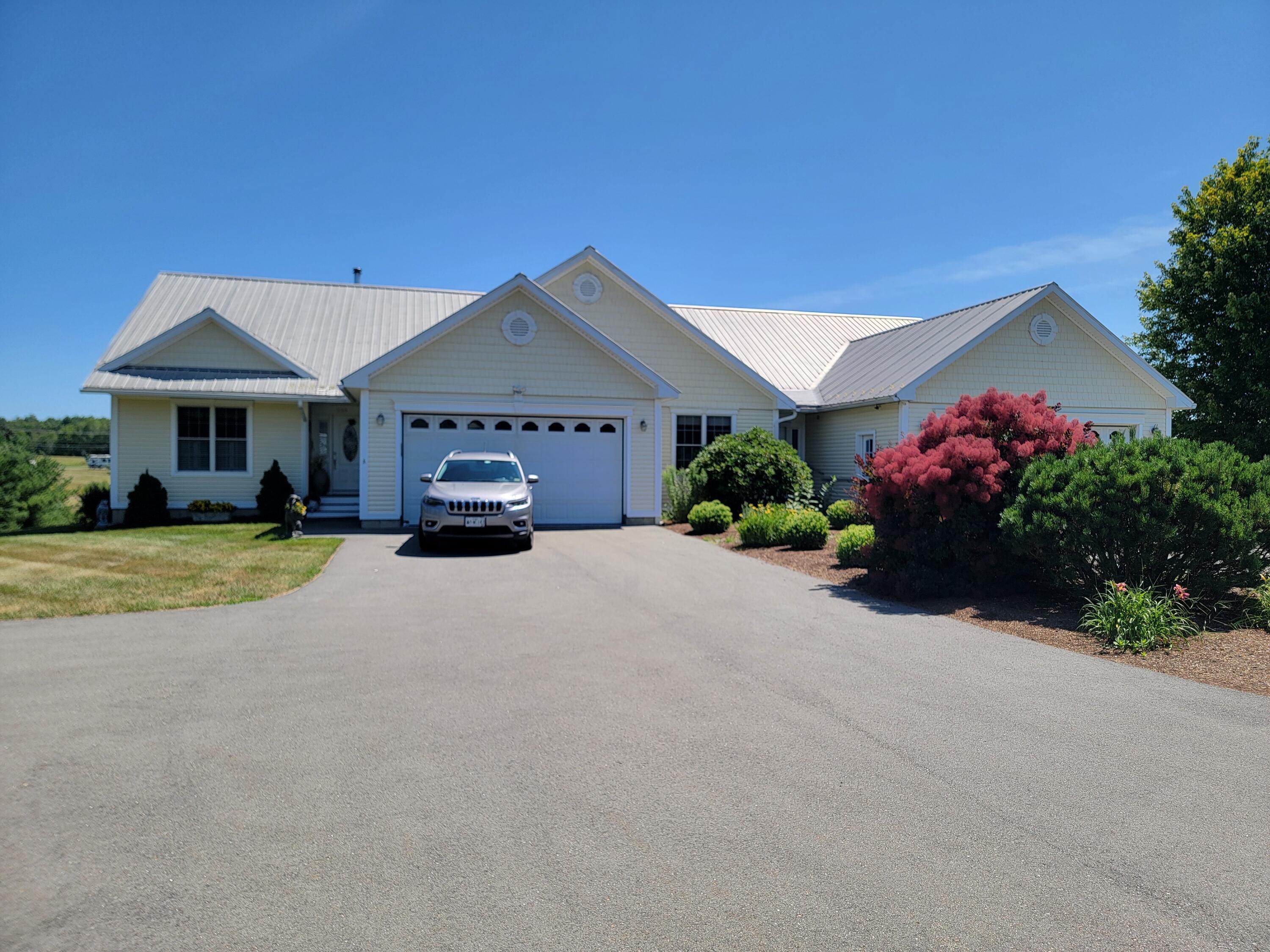 239 Pierce Road, Unit 2A Brewer, ME 04412 - Photo 1 of 35 20260726_115511
